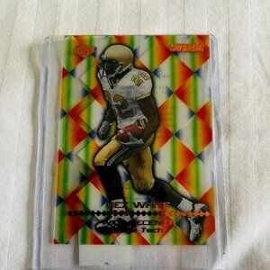 DEZ WHITE 2000 Collectors Edge Supreme. Sports Card. Mint condition